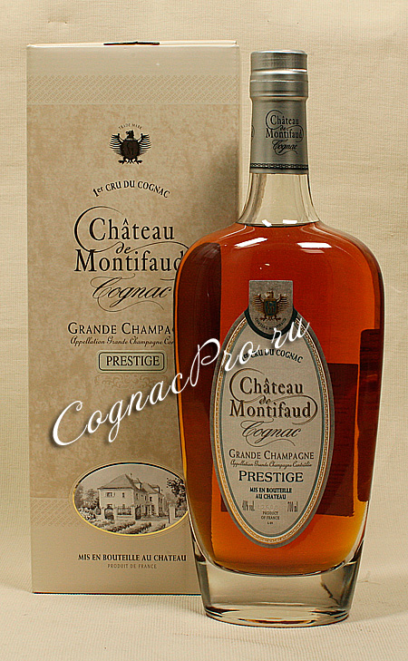 Cognac chateau. Коньяк шампань Шато де Монтифо. Французский коньяк Шато Монтифо. Коньяк Гранд шампань Премье Крю Шато де Монтифо 10. Коньяк Монтифо Престиж.