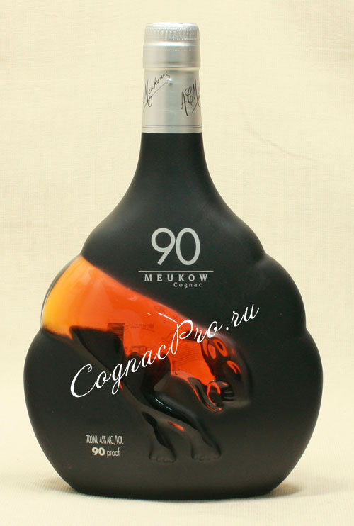 Купить коньяк градусы. Meukow Cognac XO 0.7. Меуков Хо 0.5. Meukow XO 0.7. Коньяк Meukow 90 Proof 1 л.